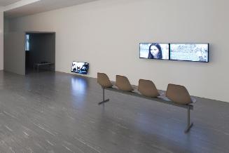 Anna Witt, Push, 2006, Video (Loop), Sitzobjekt, Belvedere, Wien, Inv.-Nr. 10975