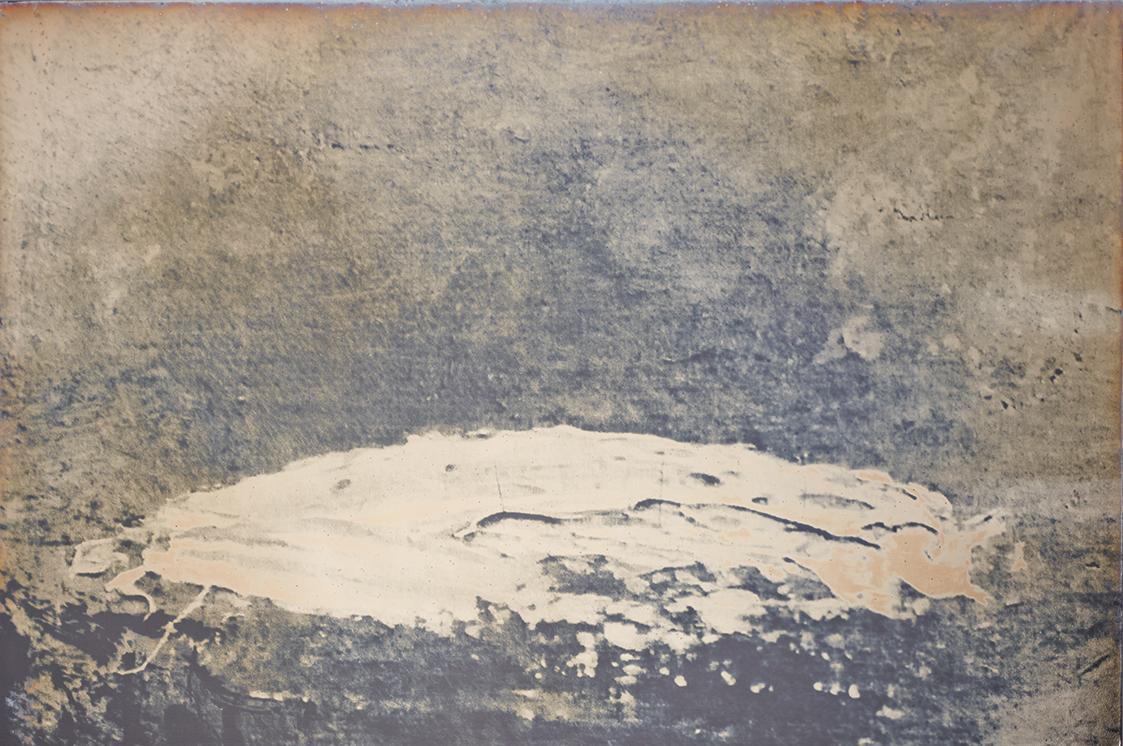 Lisa Oppenheim, Belvedere Heliograms, 2012, Silbern getönter Silbergelatine-Druck, auf Aluminiu…