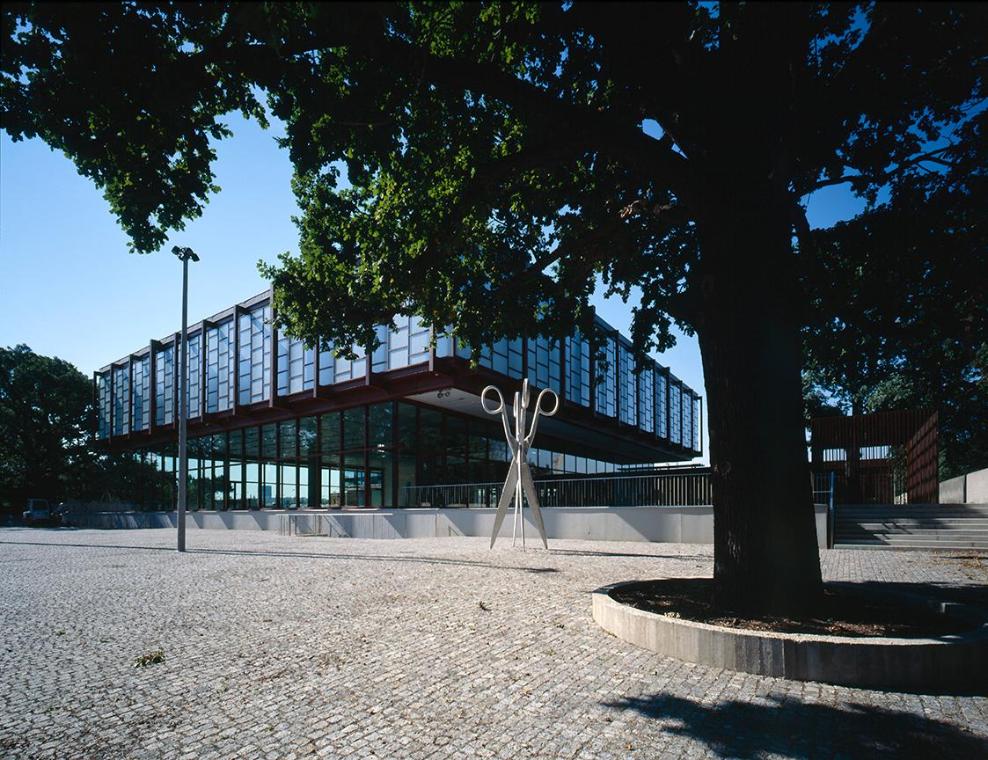 Gerald Zugmann, Dokumentation Umbau 20er-Haus, 2011, C-Print, 13,8 × 17,9 cm, Belvedere, Wien, …