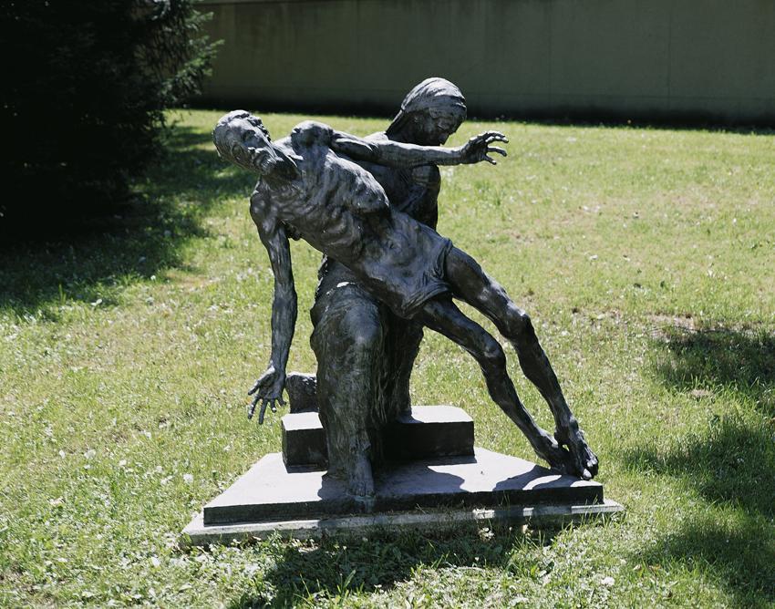 Anton Hanak, Pietà, 1929 (Guss 1949), Bronze, 168 x 165 x 95 cm, Belvedere, Wien, Inv.-Nr. Lg 2 ...