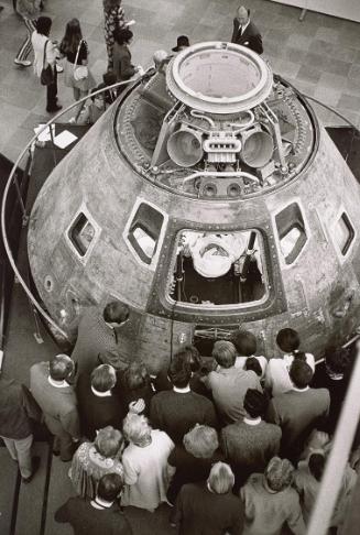 Peter Baum, "Apollo 10" in Wien. Ausstellungseröffnung "Der Mensch im Weltraum", 1970, Barytabz…