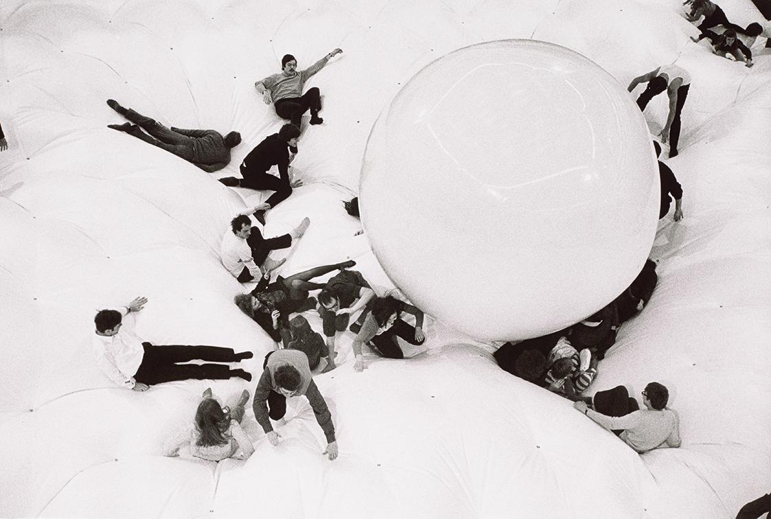 Peter Baum, Haus-Rucker-Co: "LIVE", Ausstellungseröffnung, 7. Februar 1970, 1970, Barytabzug vo…