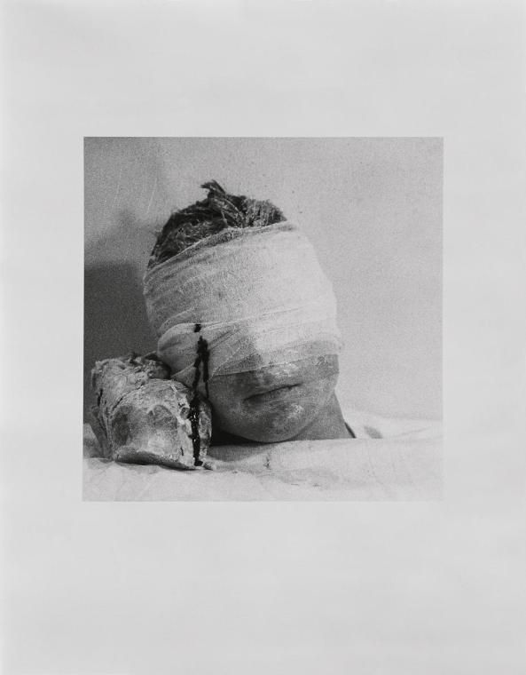 Rudolf Schwarzkogler, 4. Aktion, 1965, Fotografie, 34,4 × 33,9 cm, Belvedere, Wien, Inv.-Nr. 88 ...