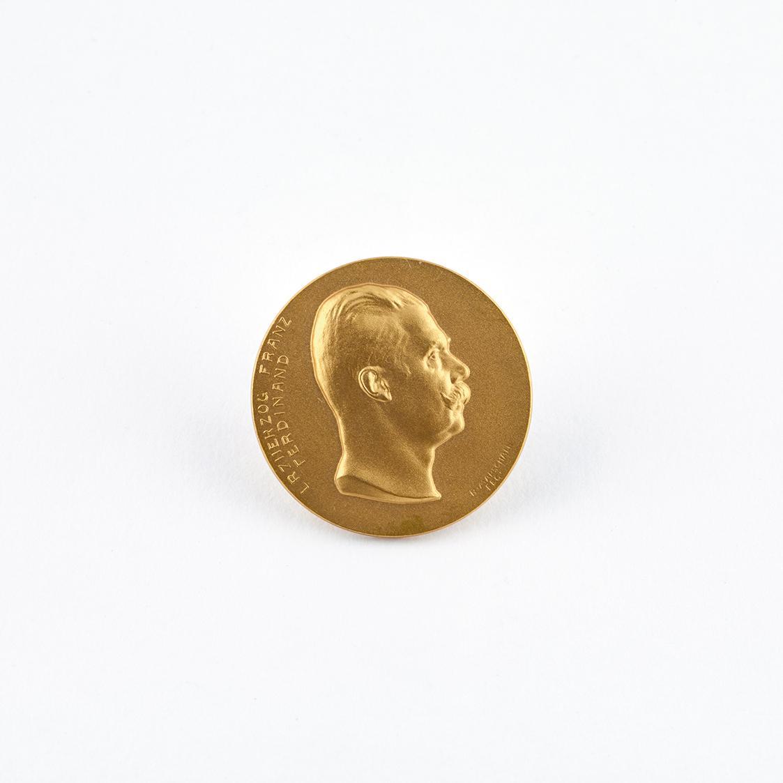 Rudolf Marschall, Medaille Österreichische Adria-Ausstellung Wien 1913, 1913, Gold und Schatull ...