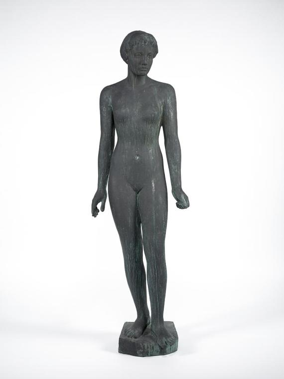 Georg Kolbe, Weibliche Figur, 1915, Bronze, 181 × 57 × 45 cm, Plinthe: 31 × 40 cm, Belvedere, W ...