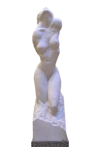 Ulrike Truger, Lucia, 1986, Weißer griechischer Marmor, 215 × 50 × 63 cm, 1100 kg, Dauerleihgab…