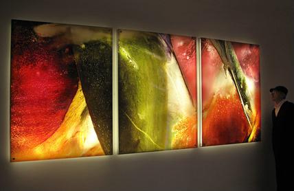 Theres Cassini, Glühend Eis Triptychon, 2012, Fine Art Print auf Plexiglas, Plexiglas EndLighte ...