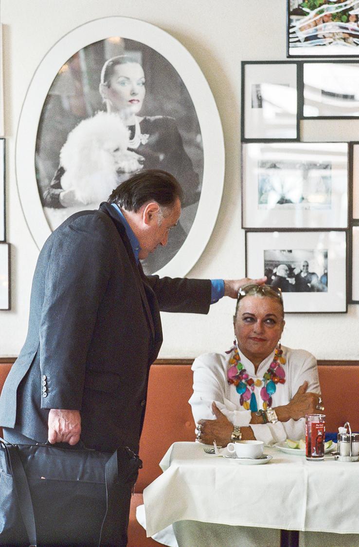 Heidi Harsieber, Peter Weibel und Susanne Widl, 2008, C-Print, 45 × 30 cm, Schenkung der Künstl…