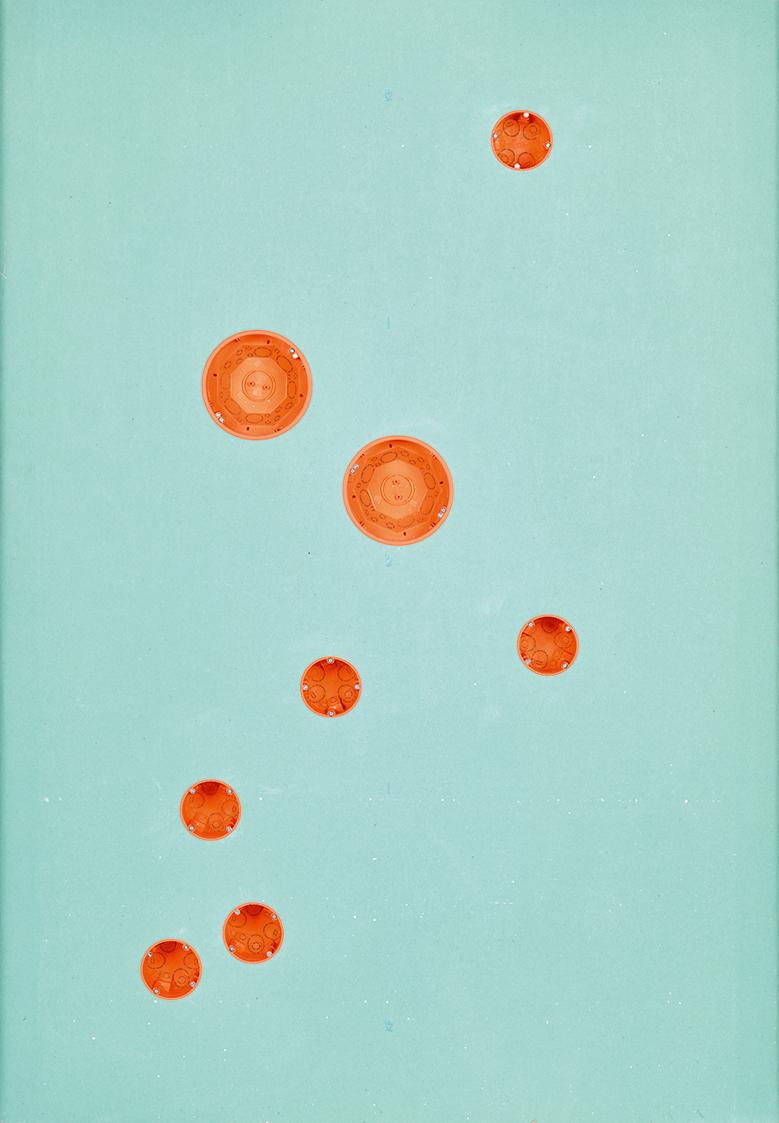 Valentin Ruhry, Ohne Titel, 2012, Gips, Karton, Plastik, 130 × 90 × 8 cm, Belvedere, Wien, Inv.…