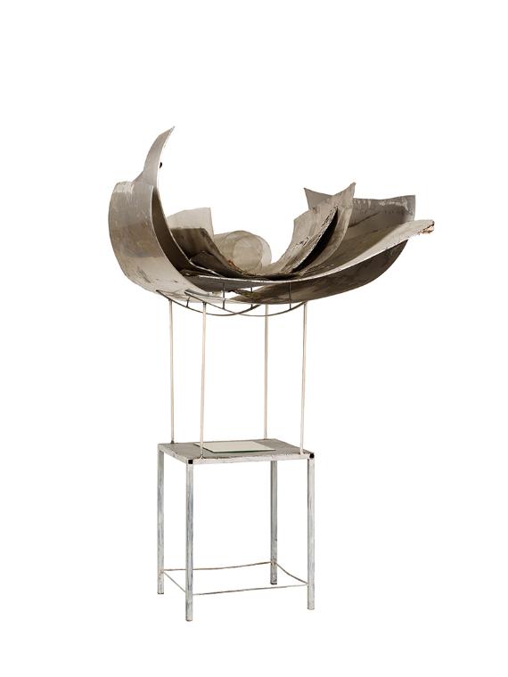 Rudolf Polanszky, Hyperbolische Räume / Gespiegelte Krümmung, 2012, Aluminium, Kunststoff, Spie…