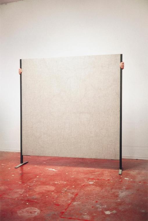 Erwin Wurm, one minute sculpture, 1997/2005, C-Print, 45 × 30 cm, Belvedere, Wien, Inv.-Nr. 114 ...