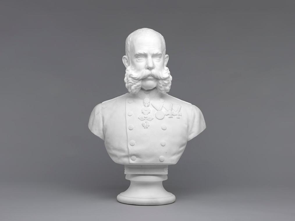 Unbekannter Künstler, Kaiser Franz Joseph I., vor 1889, Weißer Marmor auf weißem Marmorsockel, …