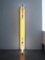 Dan Flavin, Untitled, for Ad Reinhardt, 1990, Leuchtstoffröhren, Kabel, 243,8 × 26 × 64 cm, 201…