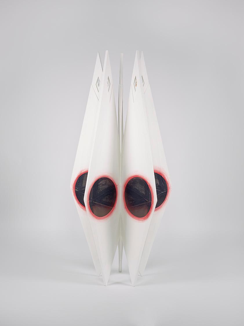 Tillman Kaiser, Umgang mit kleinen Mengen, 2009, Karton, Farbe, Glas, 180 x 90 x 90 cm, Belvede…