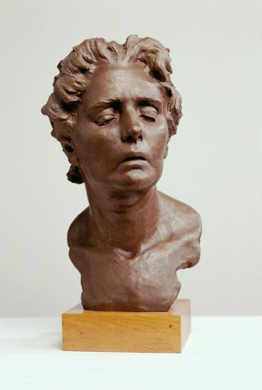 Hermann Vinzenz Heller, Eleonora Duse, um 1900, Gips, bronziert, H: 40 cm, Belvedere, Wien, Inv…