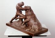 Hermann Vinzenz Heller, Herakles mit dem kretischen Stier, 1943, Gips, bronziert, 41 cm, Belved…