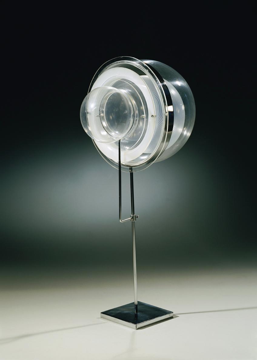 Cornelius Kolig, Ohne Titel, 1968, Eisen verchromt, Plexiglas, ca.: 70 × 27 × 32 cm, Belvedere,…
