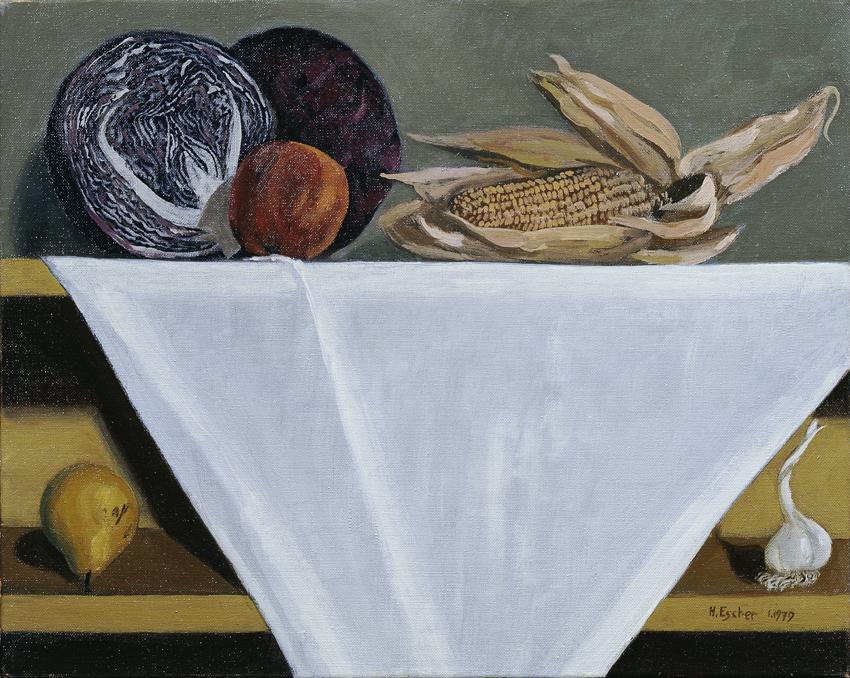 Hans Escher, Stillleben mit Kukuruz, Apfel und Rotkraut, 1979, Öl auf Leinwand, 40 x 50 cm, Bel…