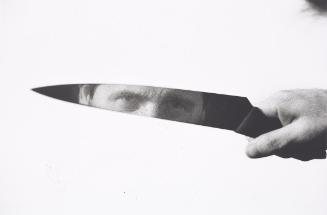 Peter Weibel, Selbstportrait als Messer, 1975/2014, Silbergelatine-Abzug, 42 × 60,5 cm, Belvede…